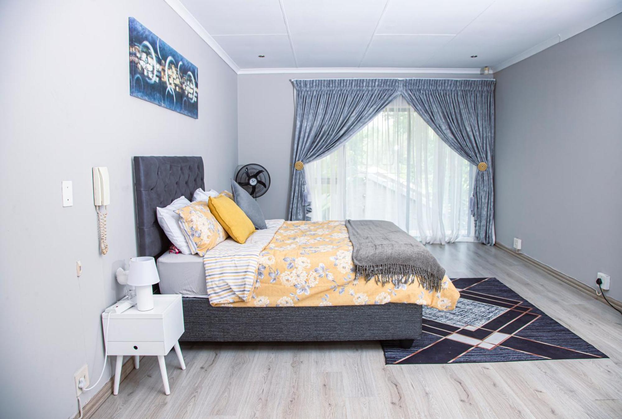 The Hide Out - Home Away From Home Johannesburg Bagian luar foto
